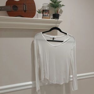 White long sleeve tee